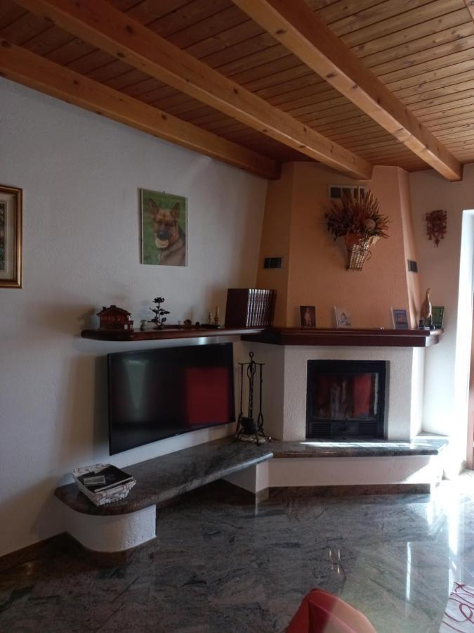 Casa Vacanza Da Ghislin Teglio Exterior photo